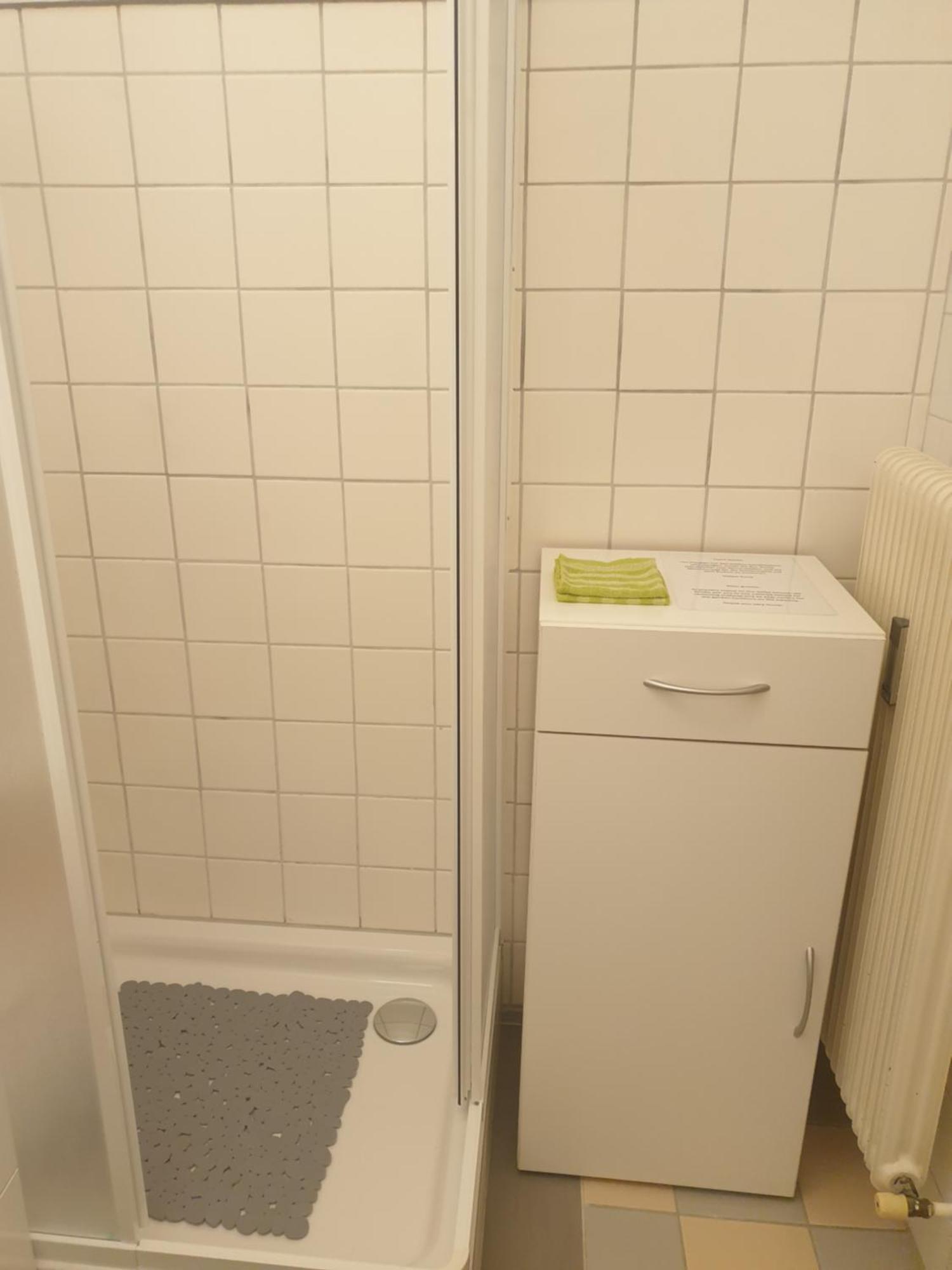 "Wohlfuehl-Oase Im Zentrum Von Villach-1 Zimmer, Apartment , Garconniere Villach City Buitenkant foto